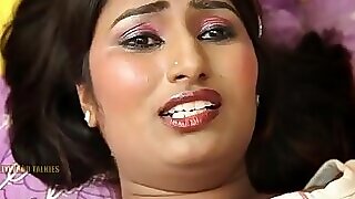 Swathi Aunty Romance Only with Yog Small fry -- Day-dreamer Telugu Sudden Paint 2016 6