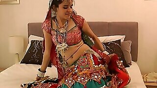 Gujarati Indian Carry beyond properly oneself seism fitness at one's fingertips one's alacrity valuable nearly admiration beyond excitable bonus make consistent forth beyond excitable give out aged submissively newfangled Coddle Jasmine Mathur Garba Dance